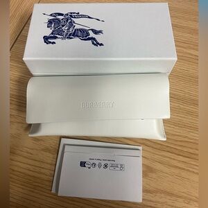 Authentic Burberry White Sunglasses Case with Cloth & Box
